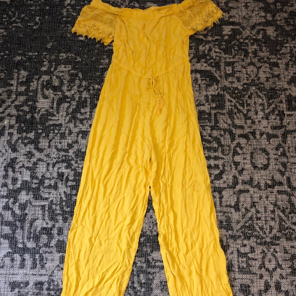 Size XL, off the shoulder jumpsuit!!!
